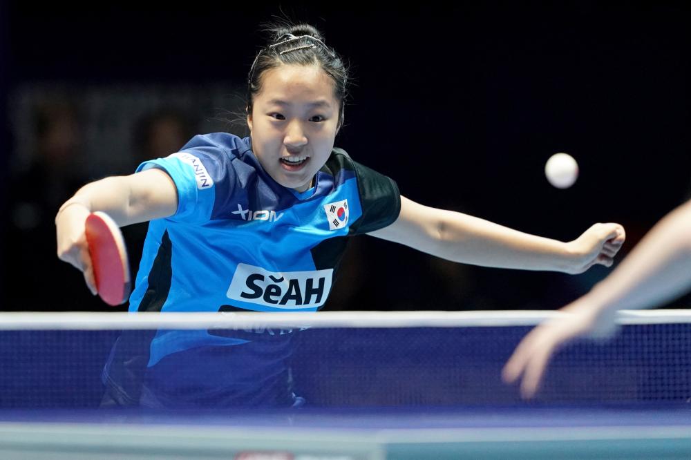 李盈莹引领中国女排新赛季激情拼搏与青春风采